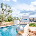 Vila Mediterranean Fora With Sea View Pool
