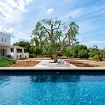 Vila Mediterranean Fora With Sea View Pool