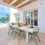 Vila Mediterranean Fora With Sea View Pool *