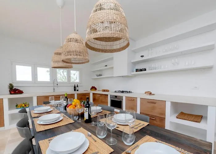 Mediterranean Fora With Sea View Pool *